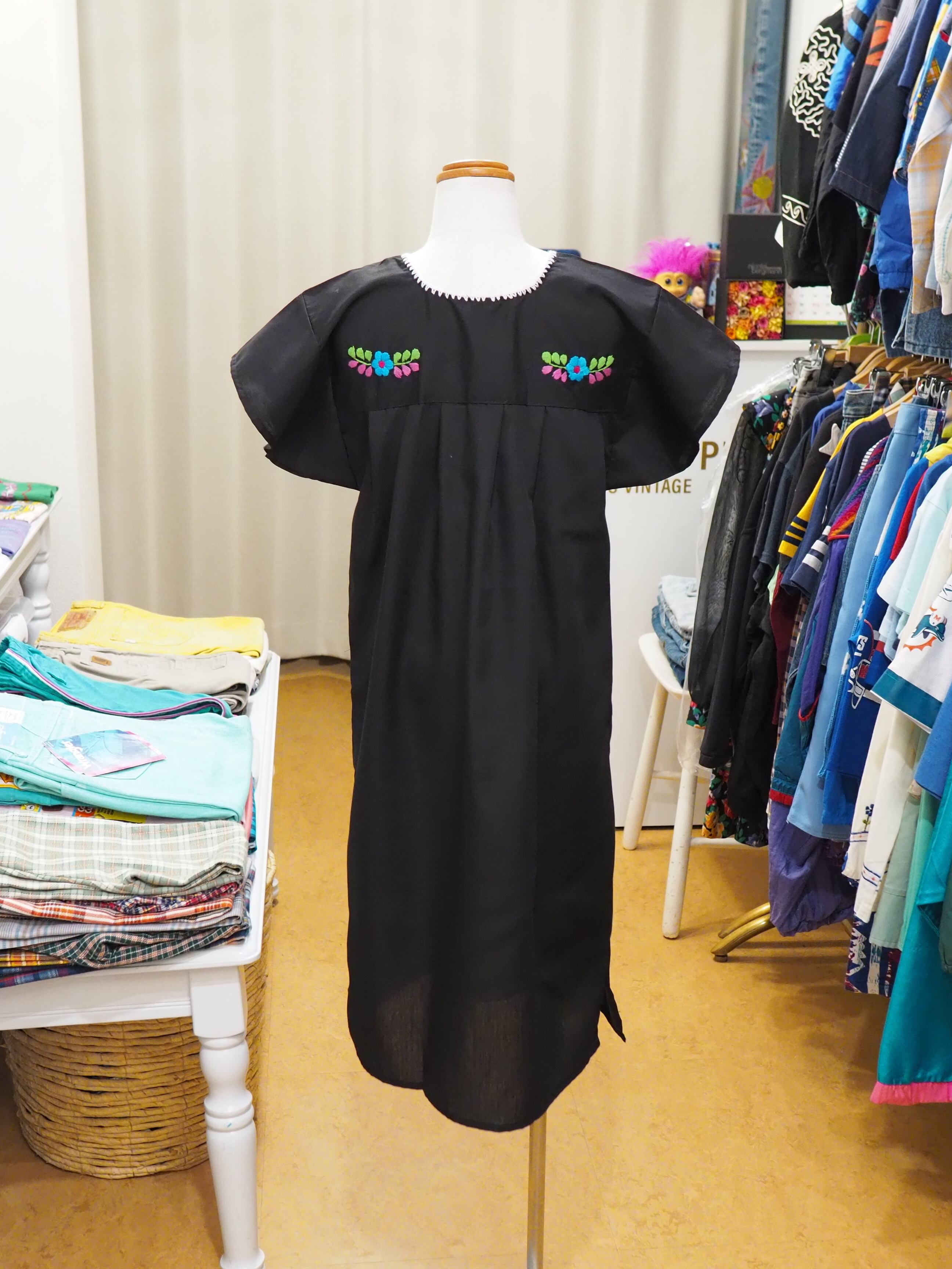 130-140㎝ メキシコ刺繍ワンピース 新品セレクト商品 | HONEY SUPPLY