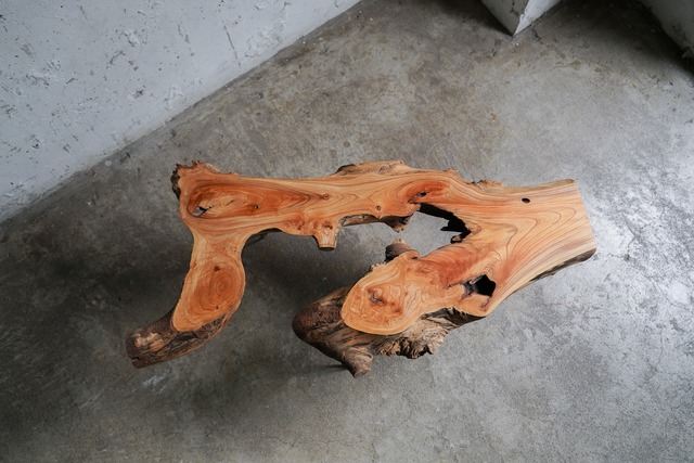 欅の変木 一枚板 （高さ・カラー変更無料）