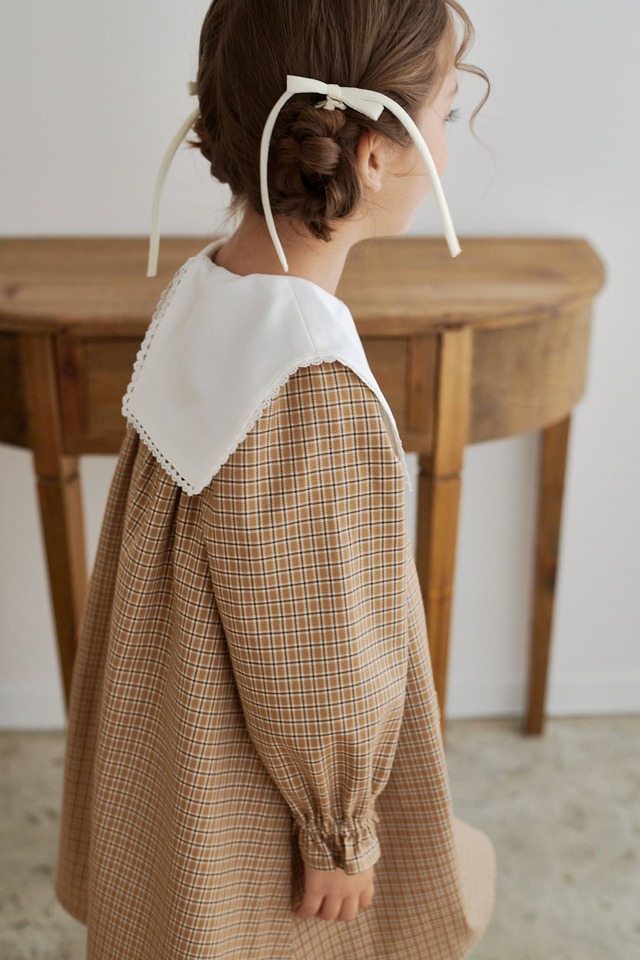 ビブカラーチェックワンピース<Beige check>