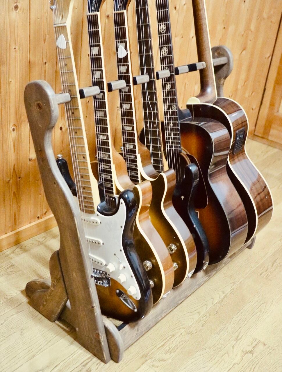 国内外の人気 ギタースタンド ベーススタンド 5本掛け 無垢材 ハンドメイド ナチュラル ベース Alrc Asia