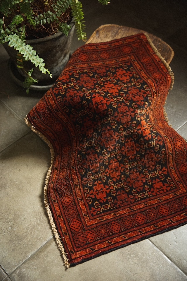 1131-Vintage Turkmen Saruk rug