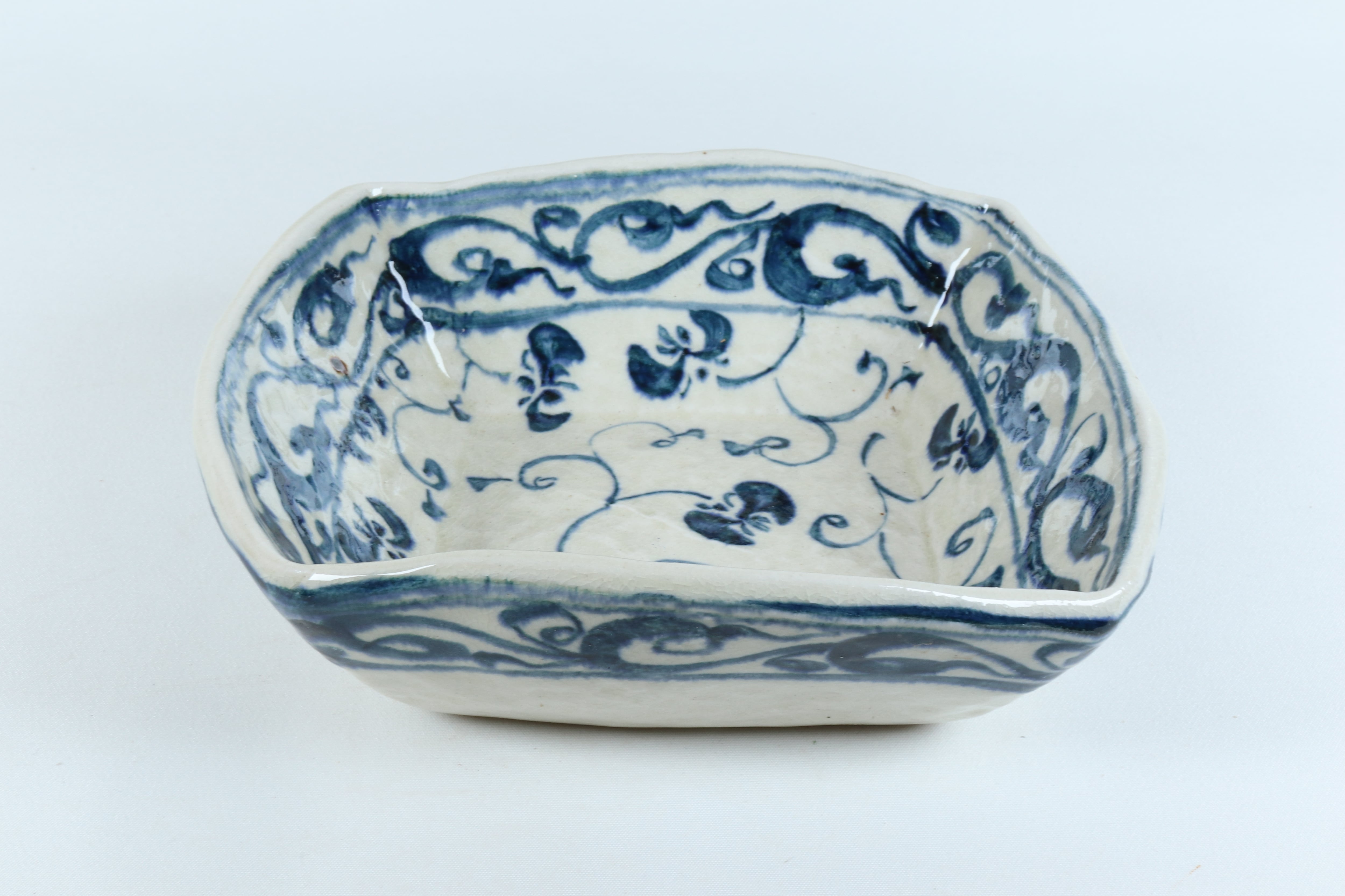 安南 なで角四角鉢 呉須更紗【B級品 特価】