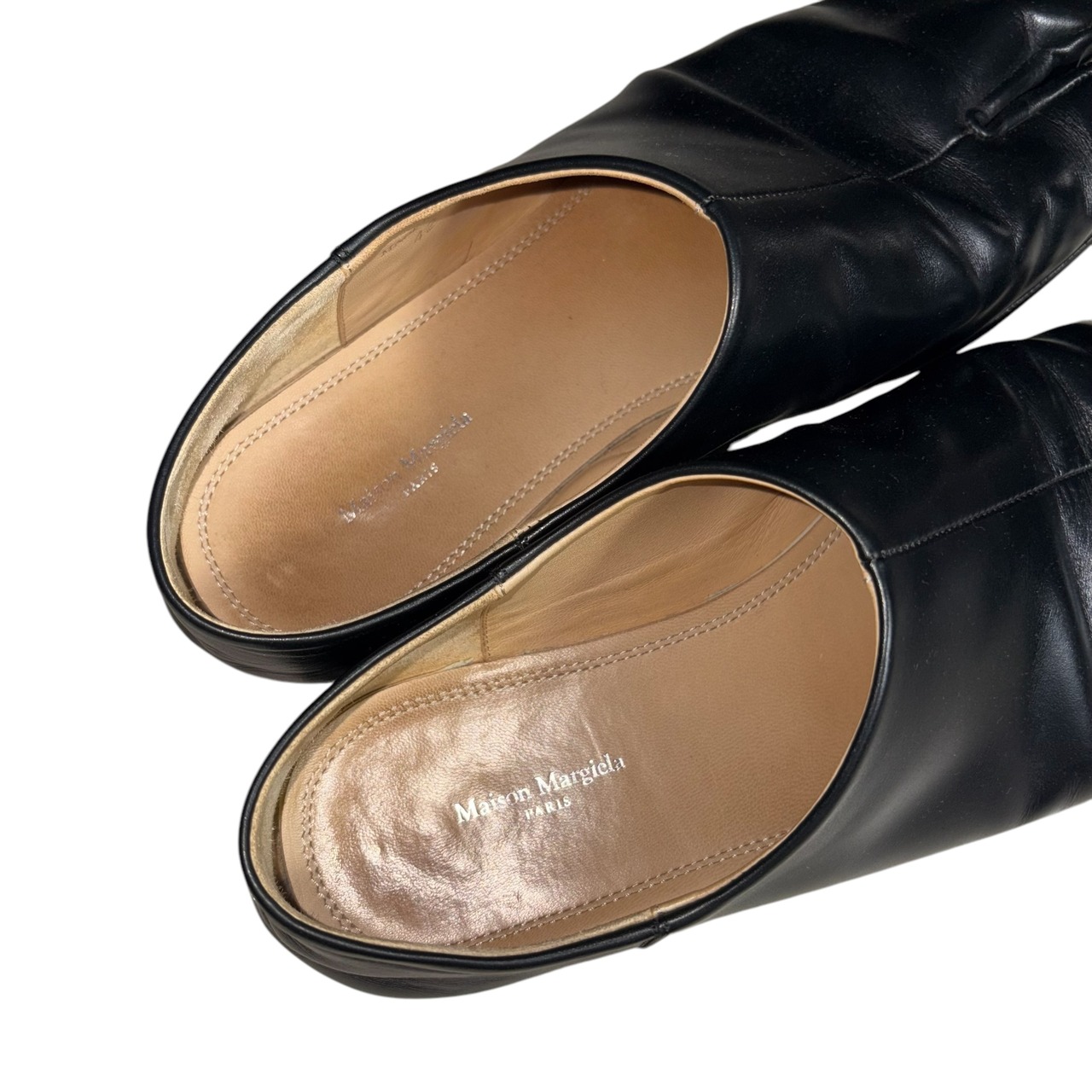 MAISON MARGIELA black leather shoes “Tabi”
