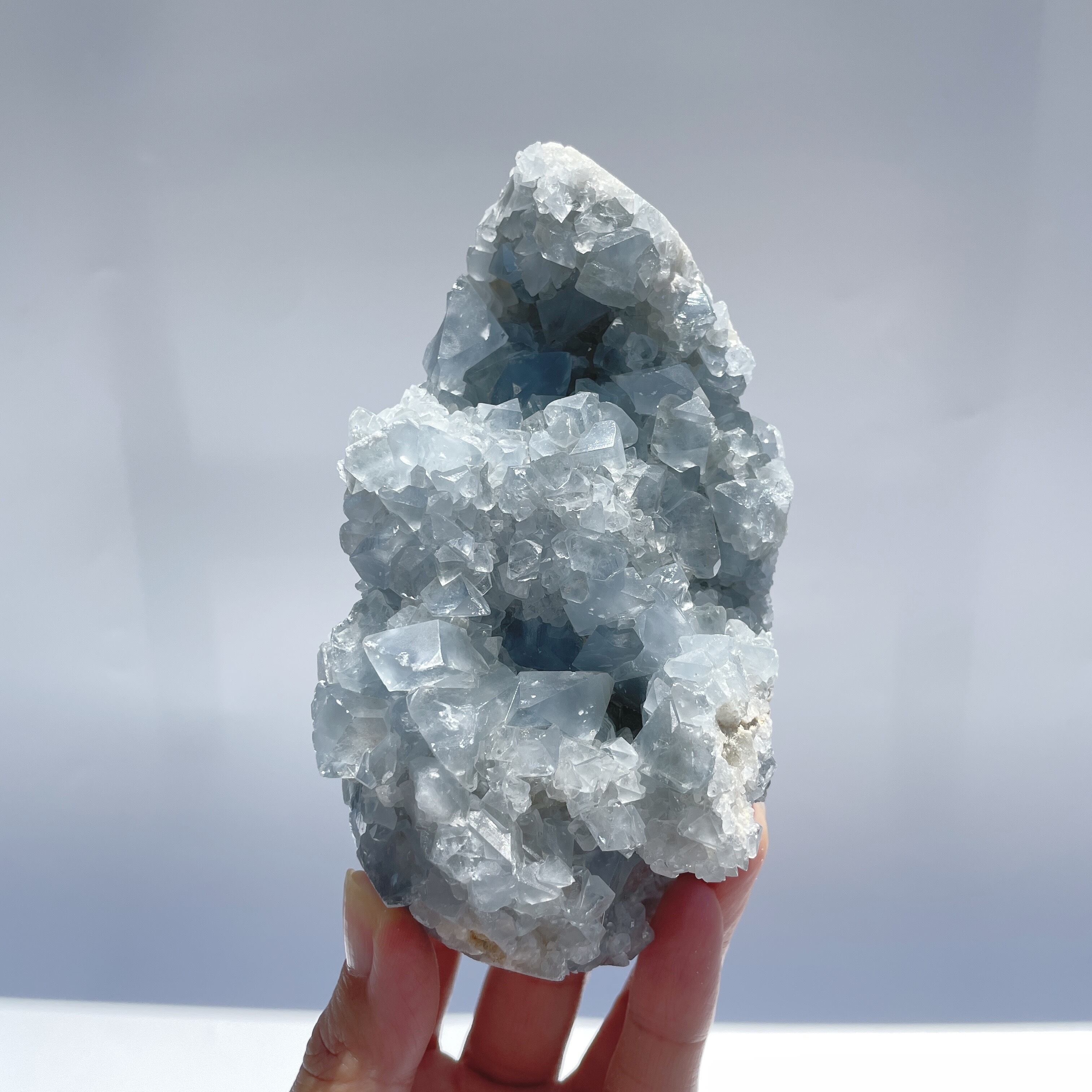 セレスタイト 卵型34◇ Celestite ◇天然石・鉱物・パワーストーン