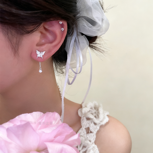 erban上質な揺らぎの蝶ピアス　2s