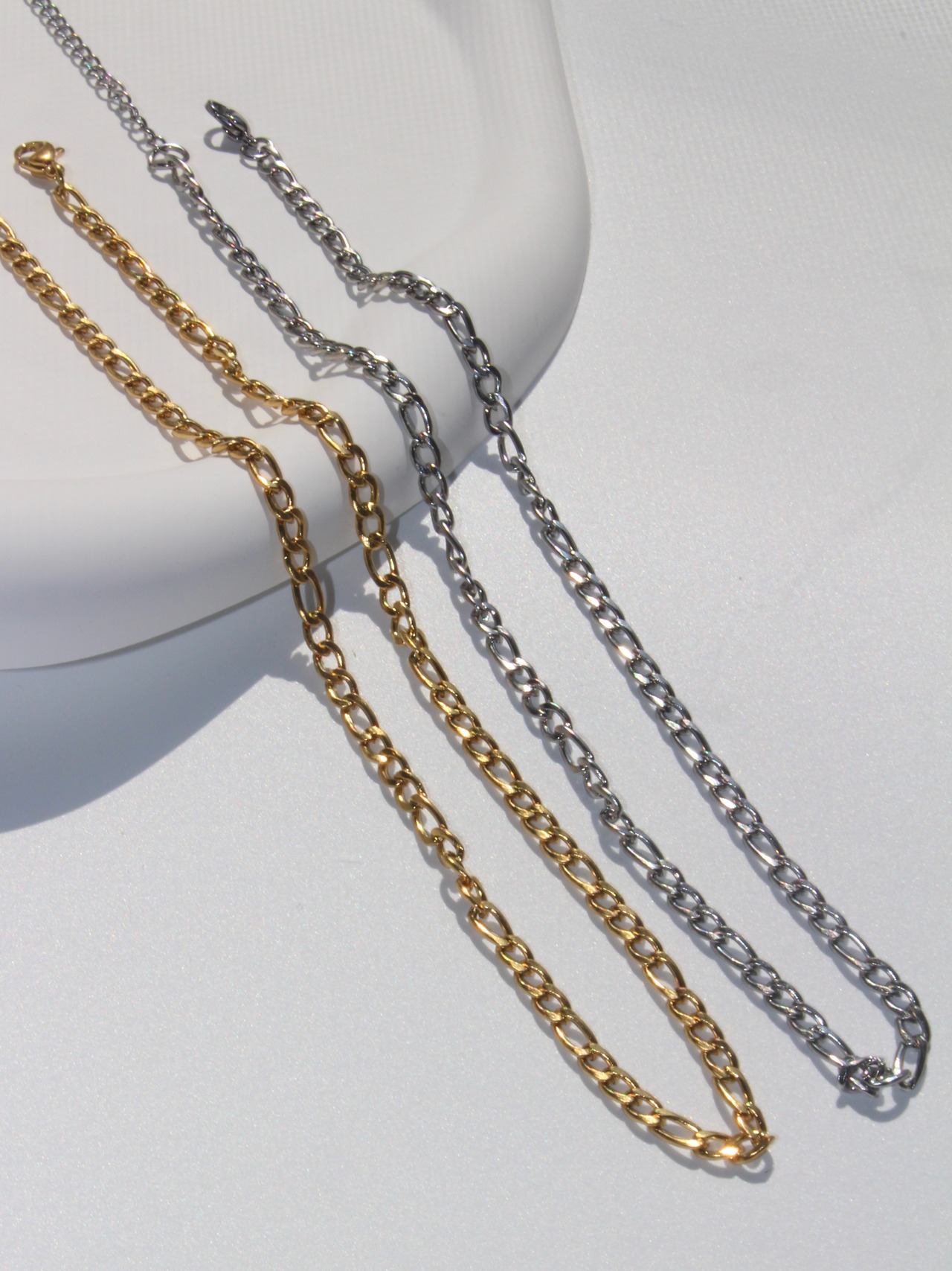 Figaro chain necklace