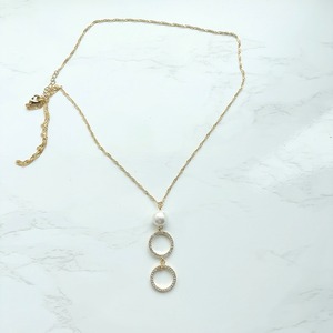 Wジルコニアサークルパーツxコットンパールネックレス