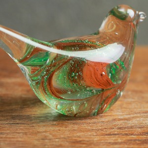 幻想的な模様の、ガラスの鳥 3