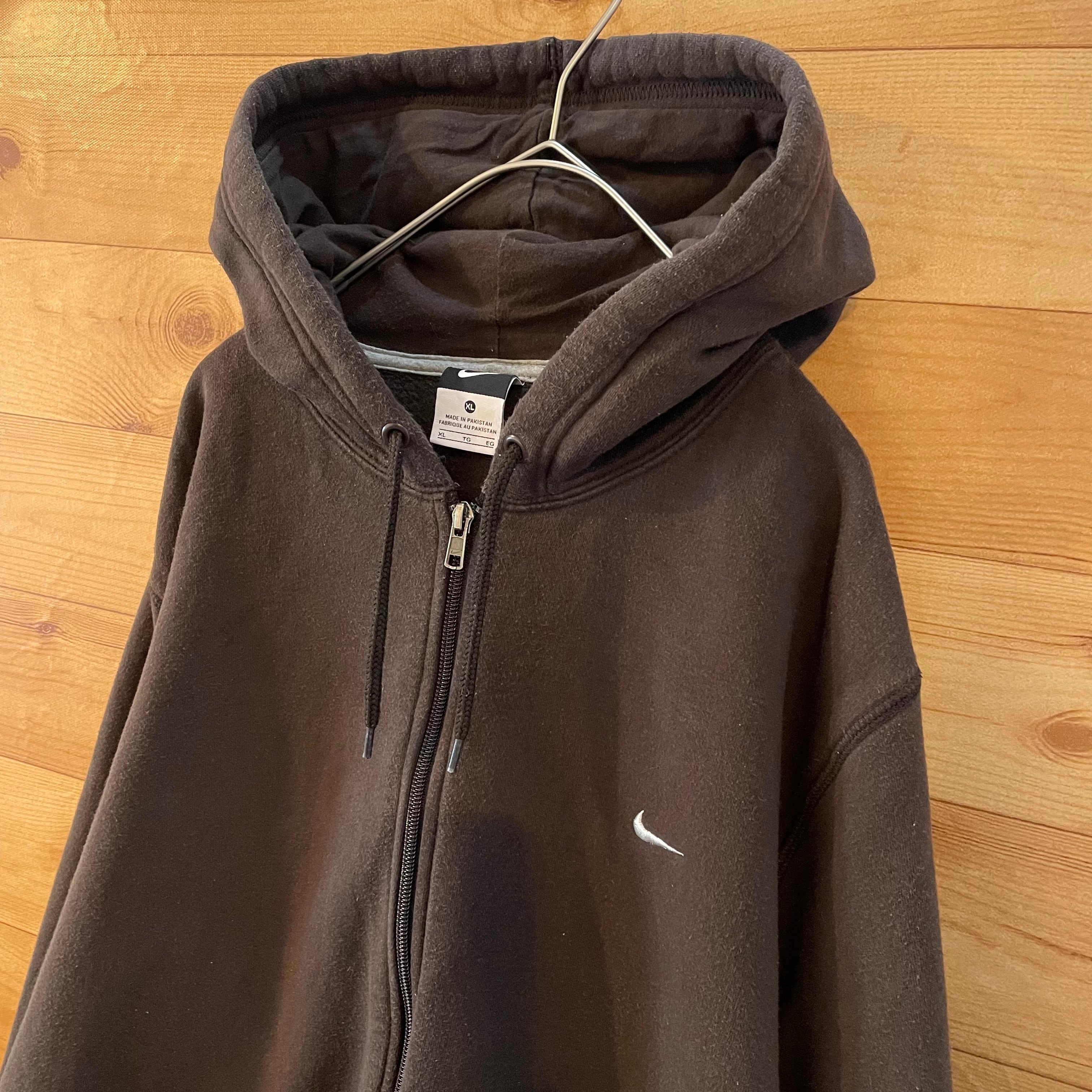 t115【人気】ナイキ 刺繍 スウッシュ ロゴ フルジップ パーカー 一点物 NIKE】刺繍ロゴ スウッシュ ワンポイント スウェットパーカー オーバー