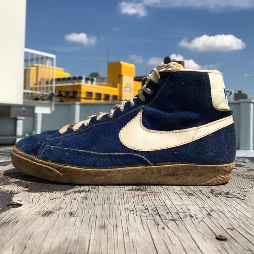 NIKE BLAZER MID/SACAI 青白