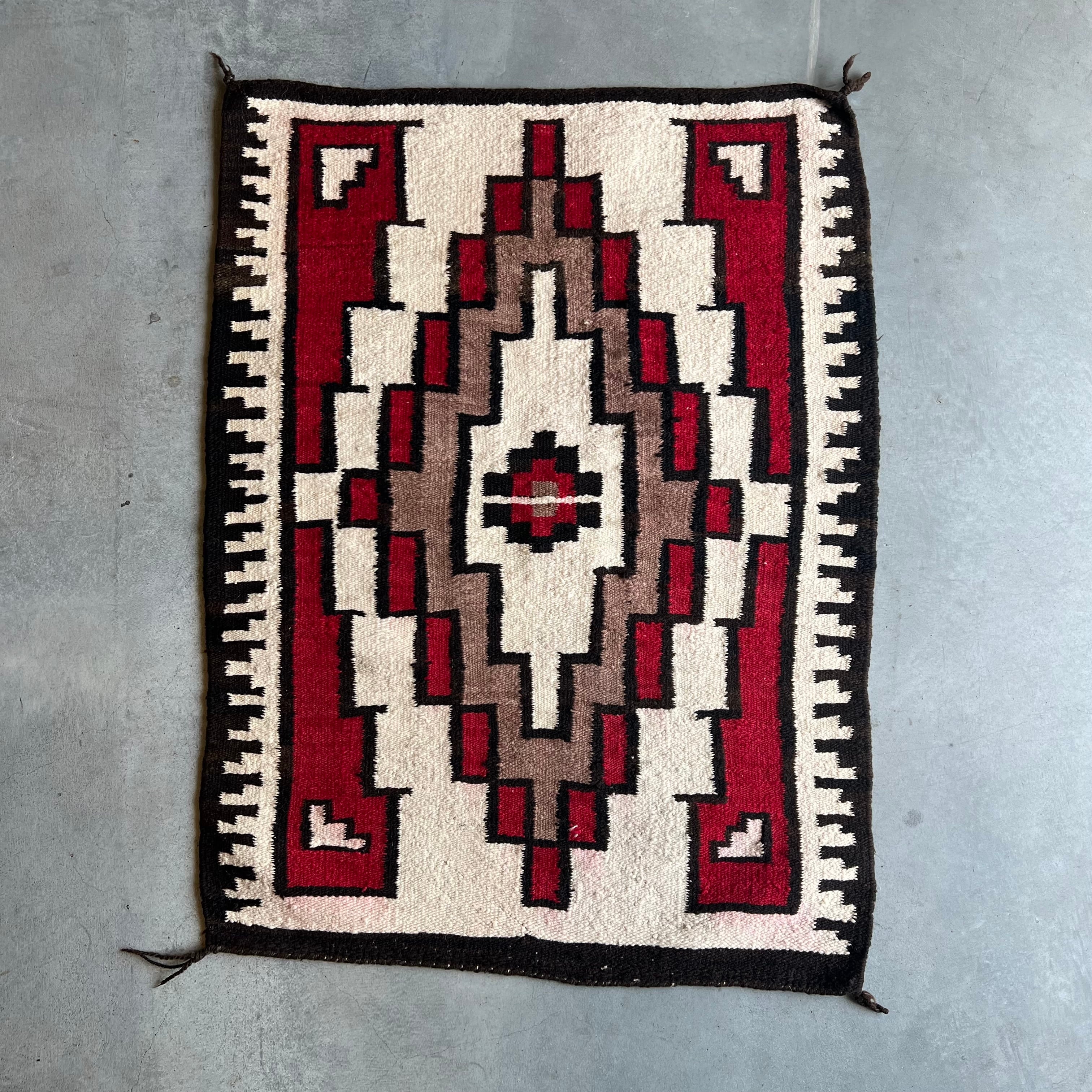 NAVAJO RUG | BUFF STOCK YARD