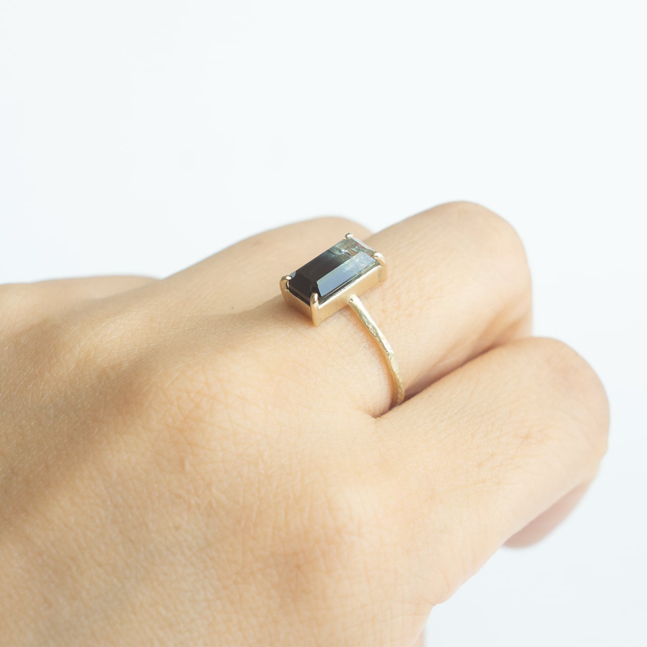 Rock Ring ーバイカラートルマリン | Kumiko Taya jewelry