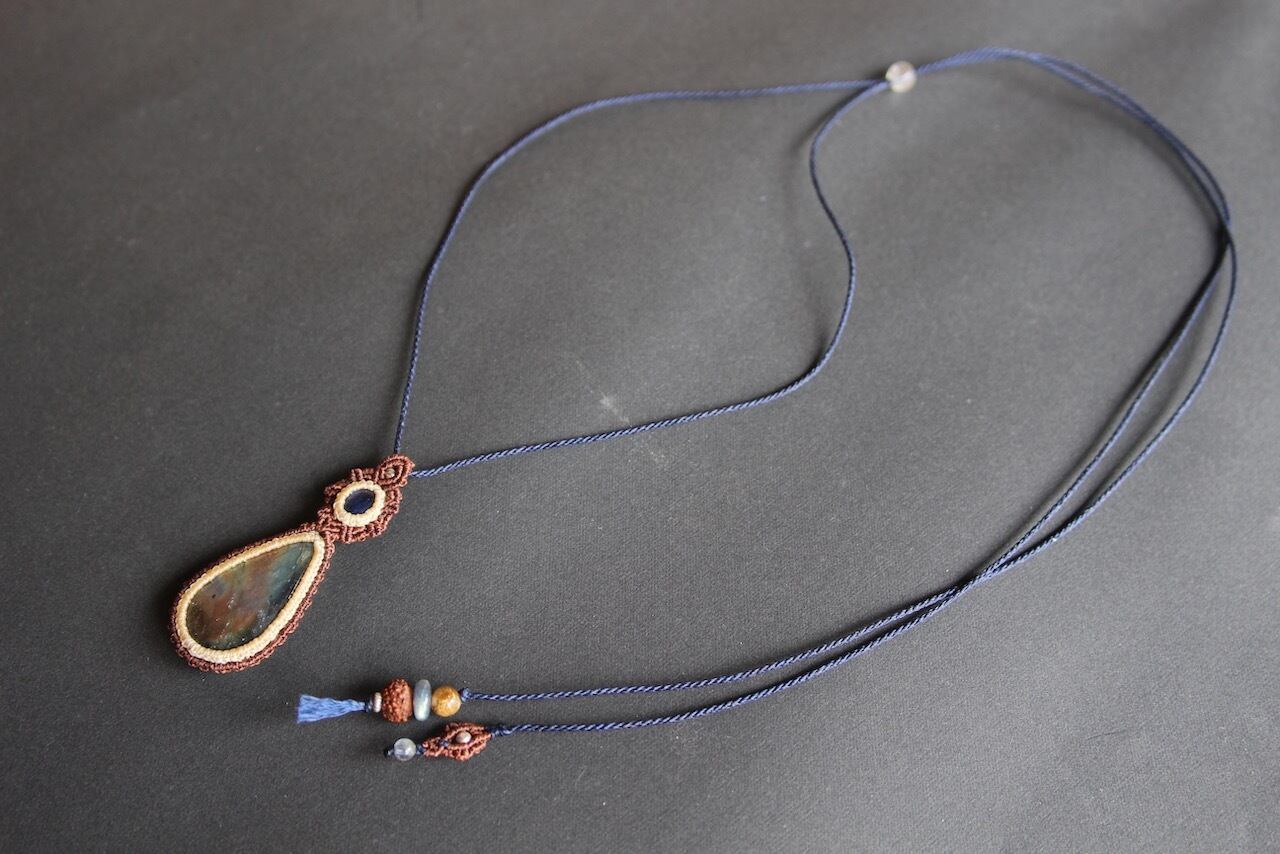 Multicolor labradorite kyanite micromacrame pendant