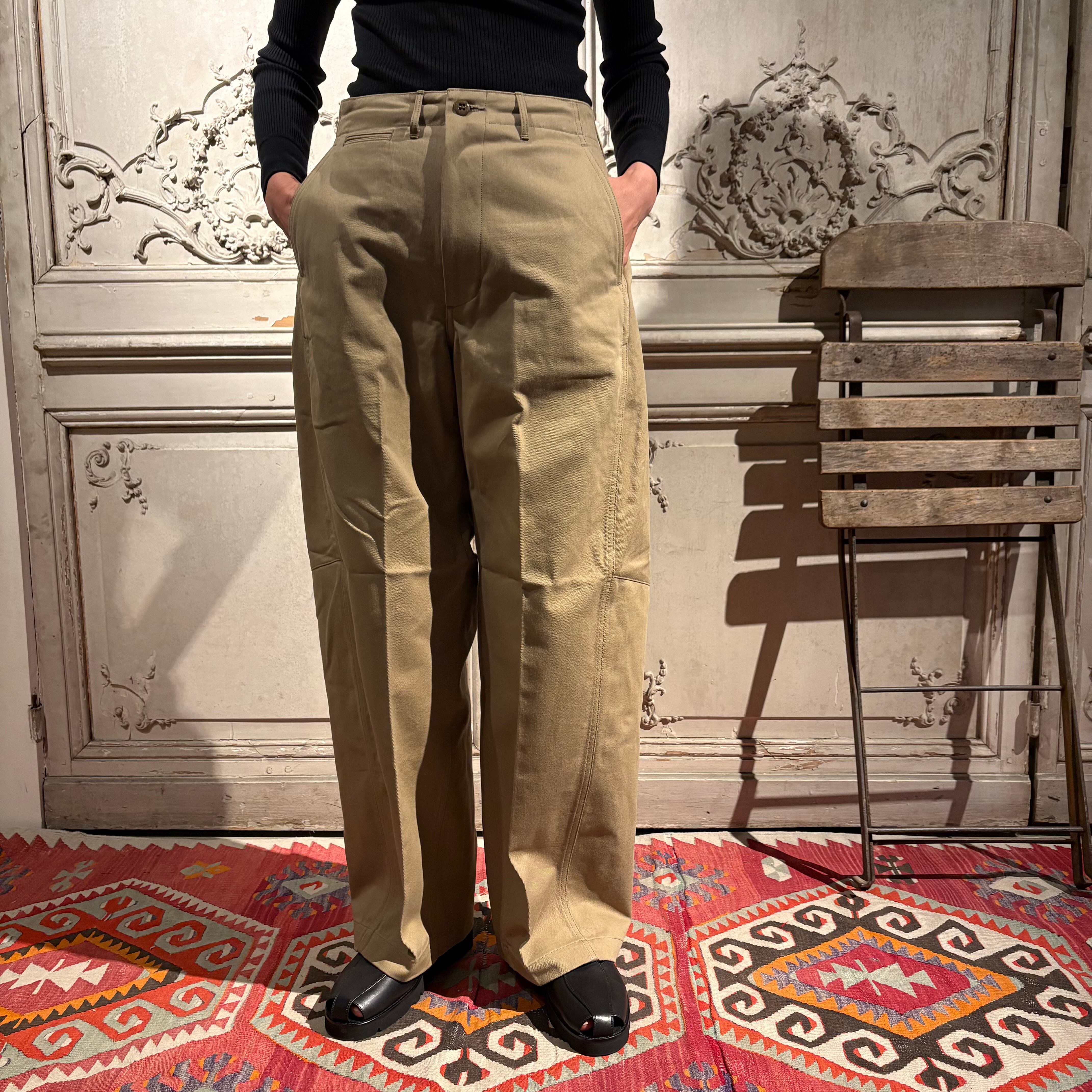 HYKE【ハイク】 BARREL-LEG CHINO PANTS (13348) | glamour online