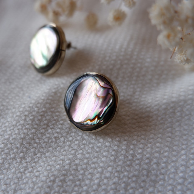 Antique 貝のイヤークリップ (zee-4) Antique 貝のイヤークリップ (zee-4)