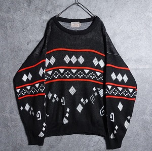 Diamond motif geometric pattern design knit