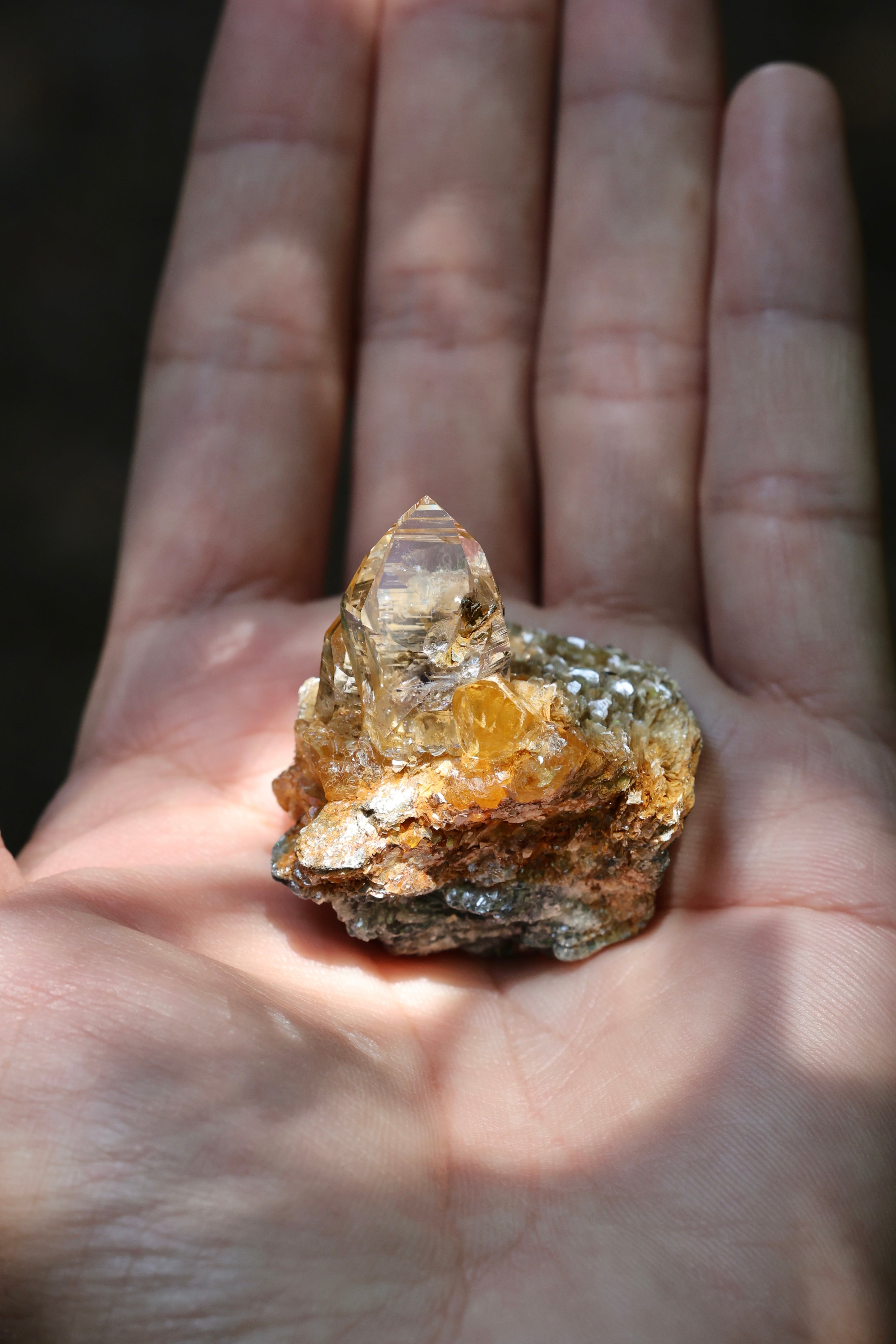 ヒマラヤ水晶 ガネーシュヒマール産 | 石垣島の夜光貝アクセサリーと