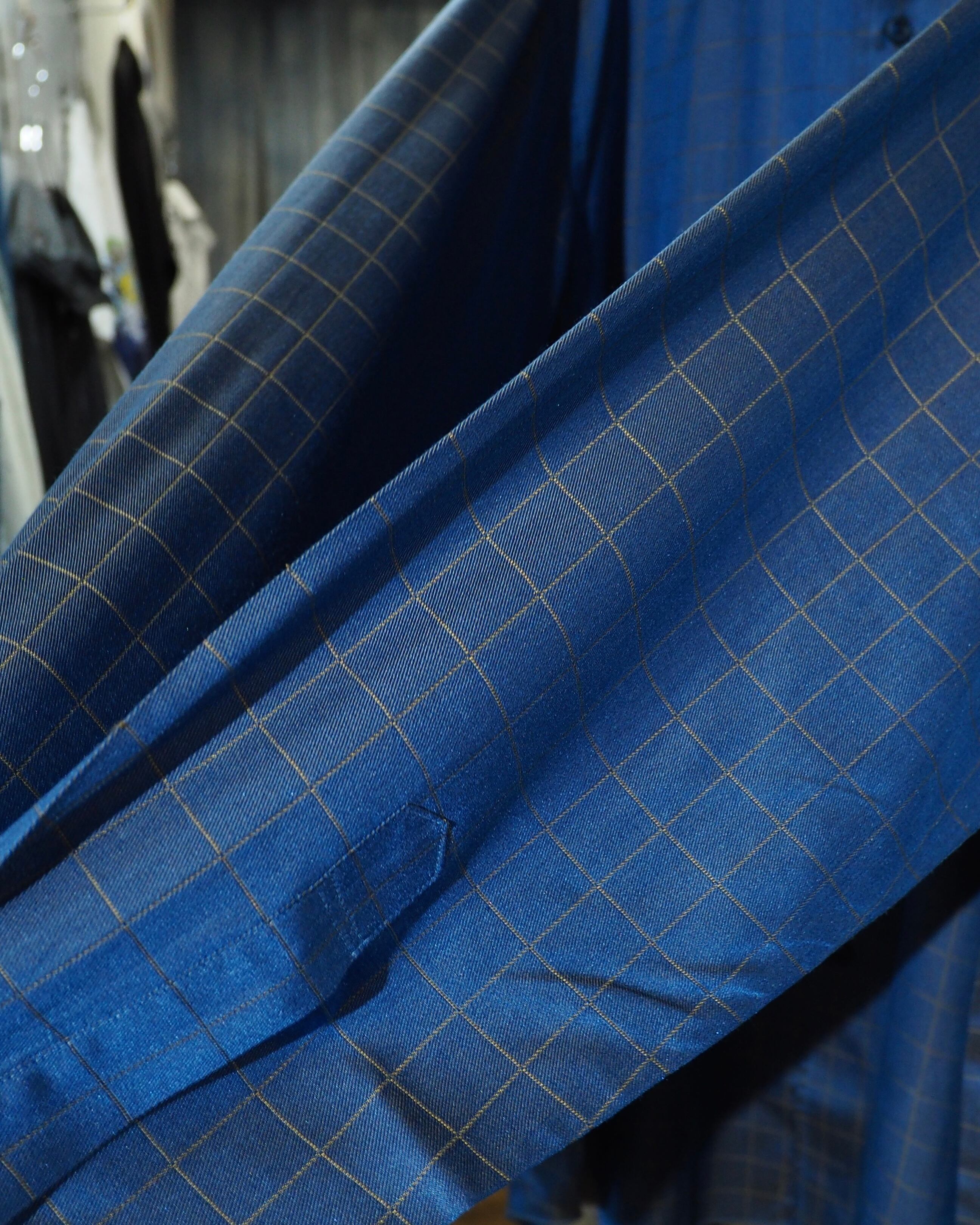 " LANVIN COLLECTION - Pure Silk " Beautiful Light Blue Color Vintage Dress Shirt