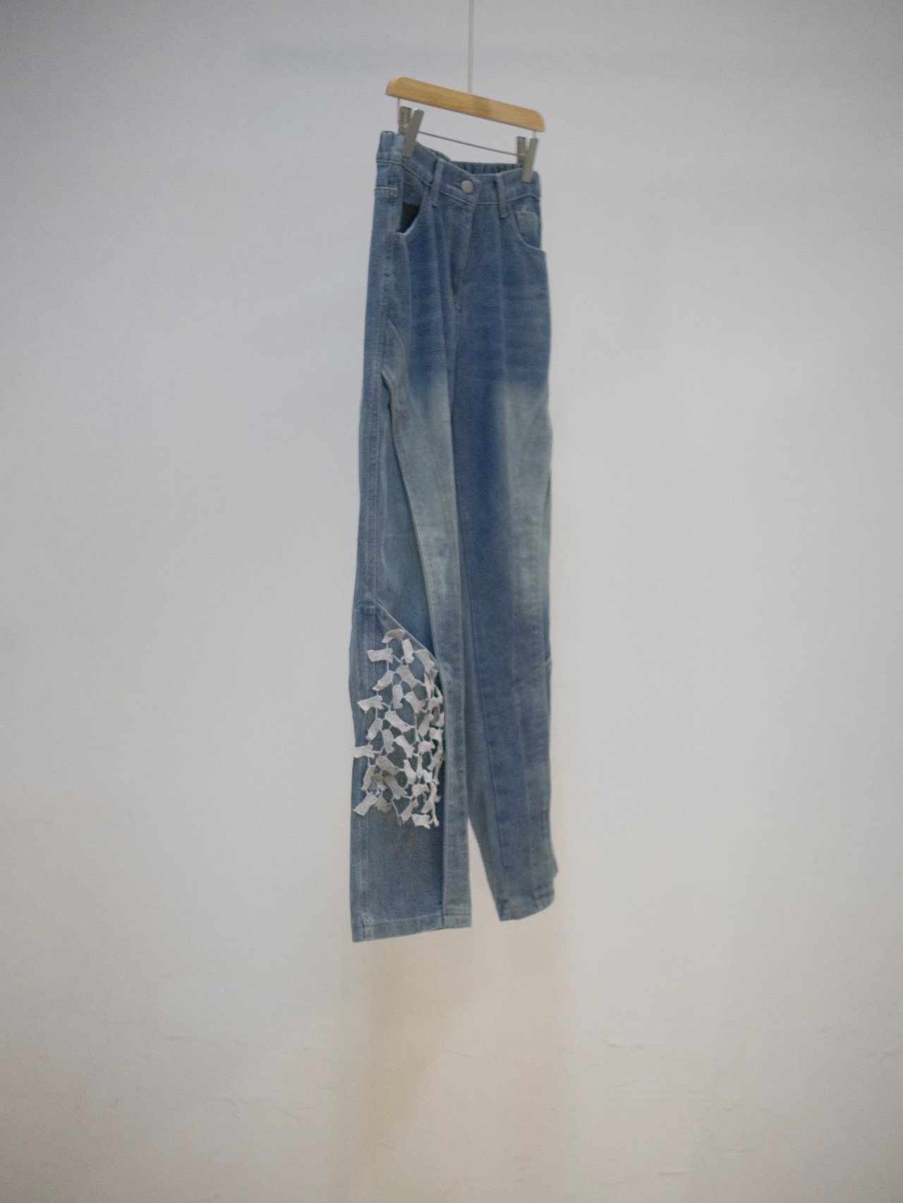 Lace Hem Denim Pants  / BLUE - 1