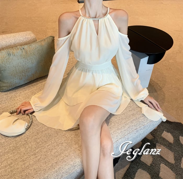 パーティドレス ワンピース ビジュー付き オープンショルダー 立体 レイヤード 2色(M5779)ζ