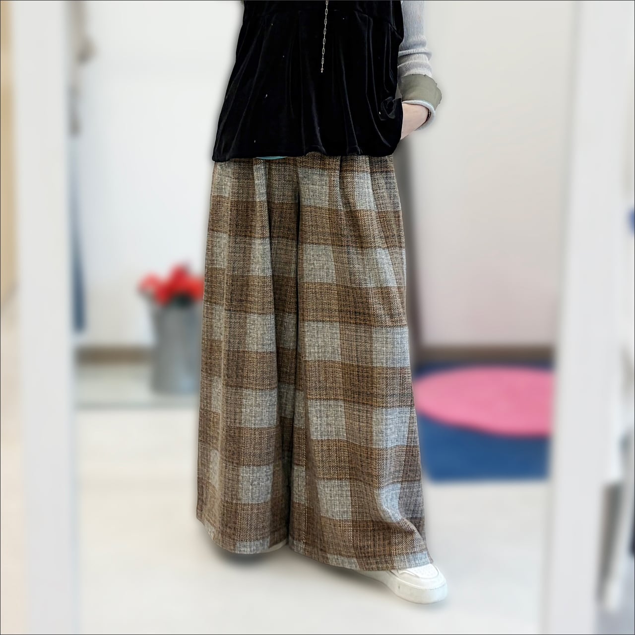 humility チェックワイドパンツ (キャメル)