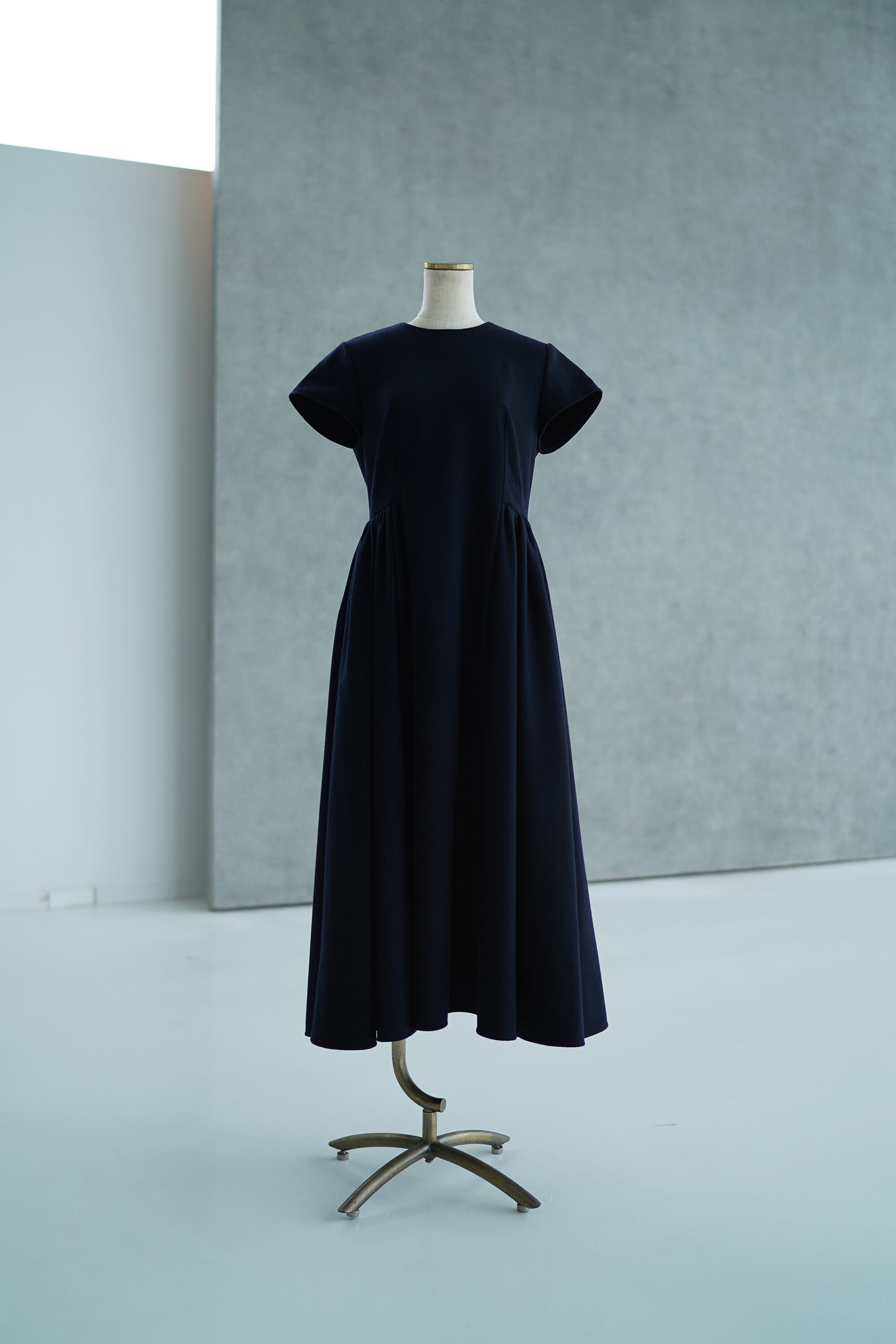 THE 9 SHOP EVERYDAY DRESS mature ネイビー