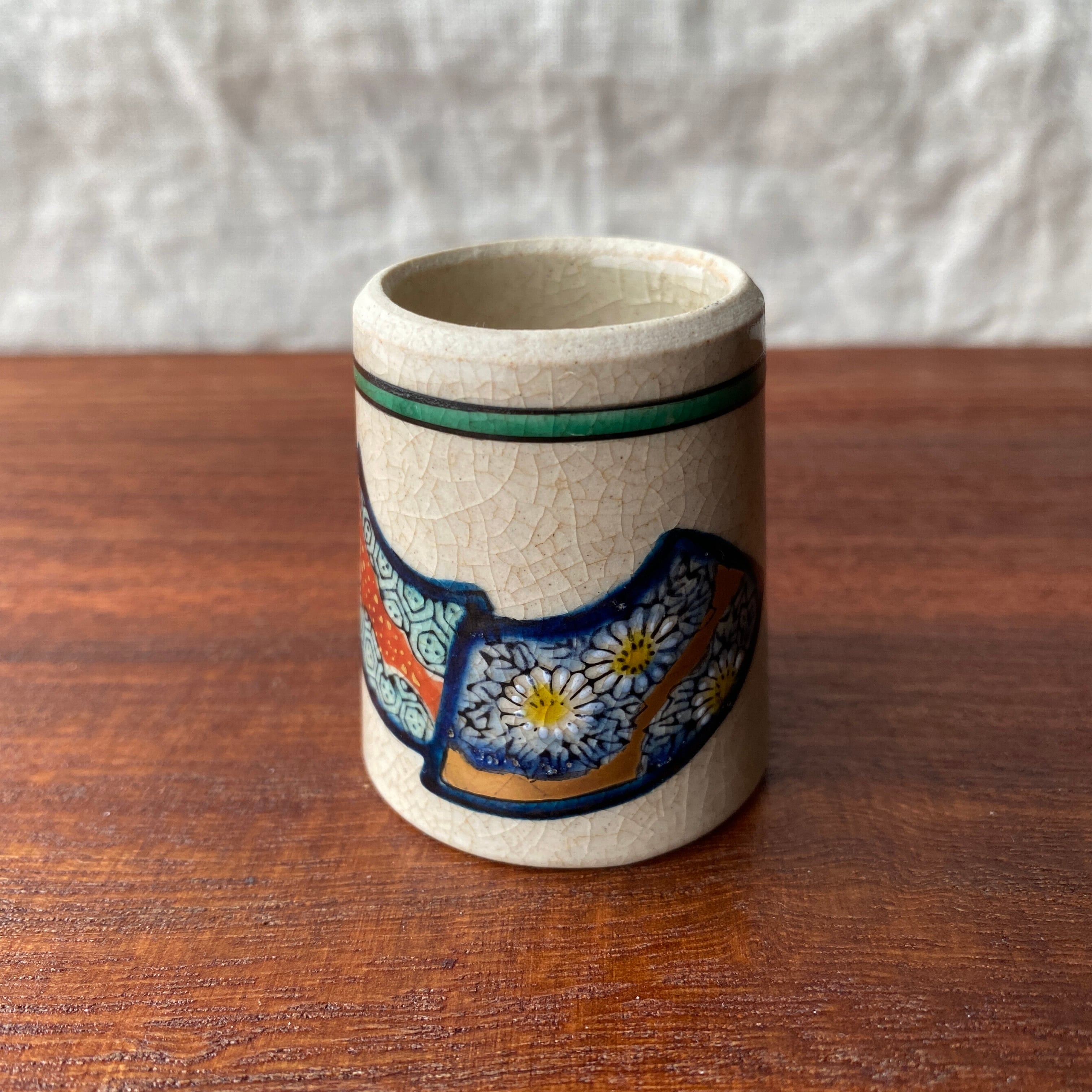 九谷焼　猪口　鏑木　精密画 九谷焼の扇柄のおちょこ | むかしのうつわ 迦史庵