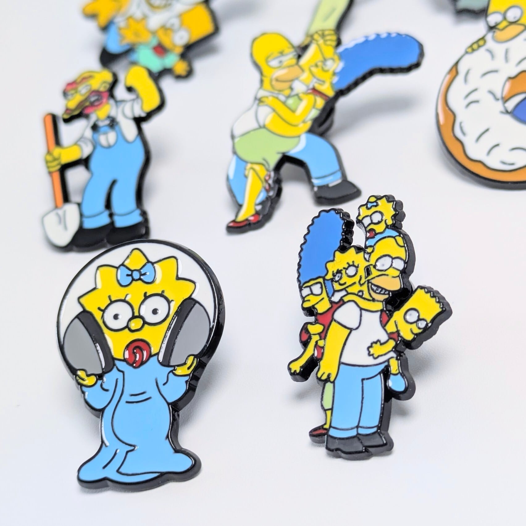 ♧送料無料！ ★ピンズ PINS★ピンバッジ 【 The Simpsons（ シンプソンズ ）】ピンズ8Pセット / ピンバッジ / PINS〚アメリカン雑貨 アメトイ〛