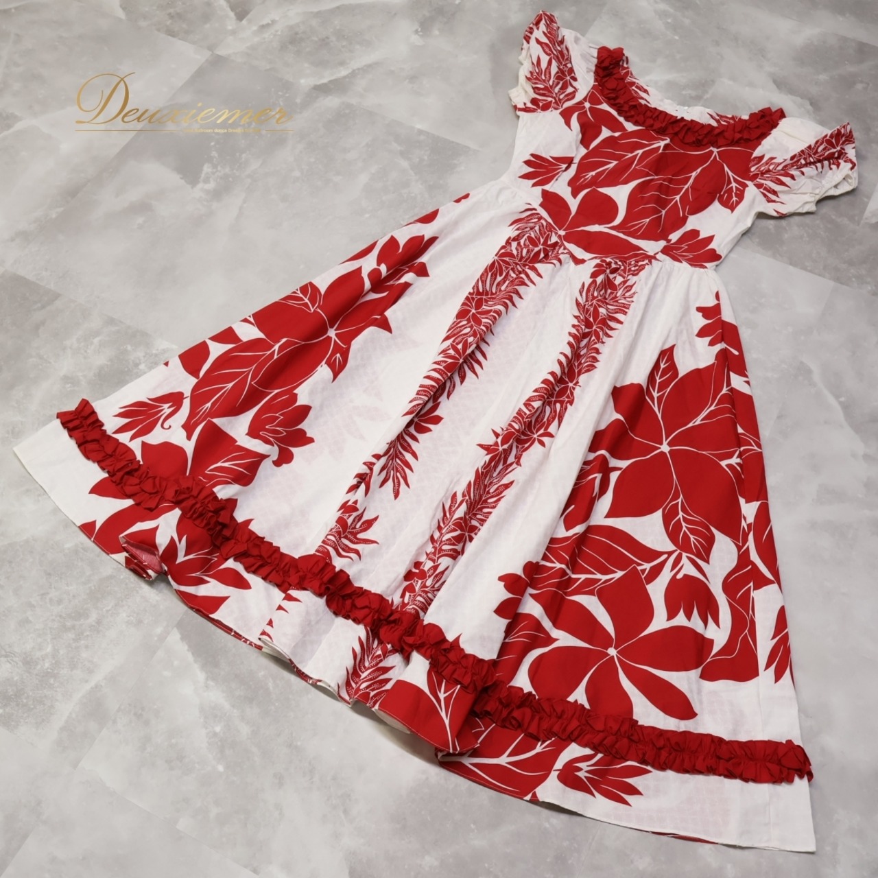 【ハワイ製 フラダンス衣装】ホワイト T&L MUUMUU FACTORY ワンピース ドレス 白 赤 花柄 フリル レッド ハワイアン かわいい