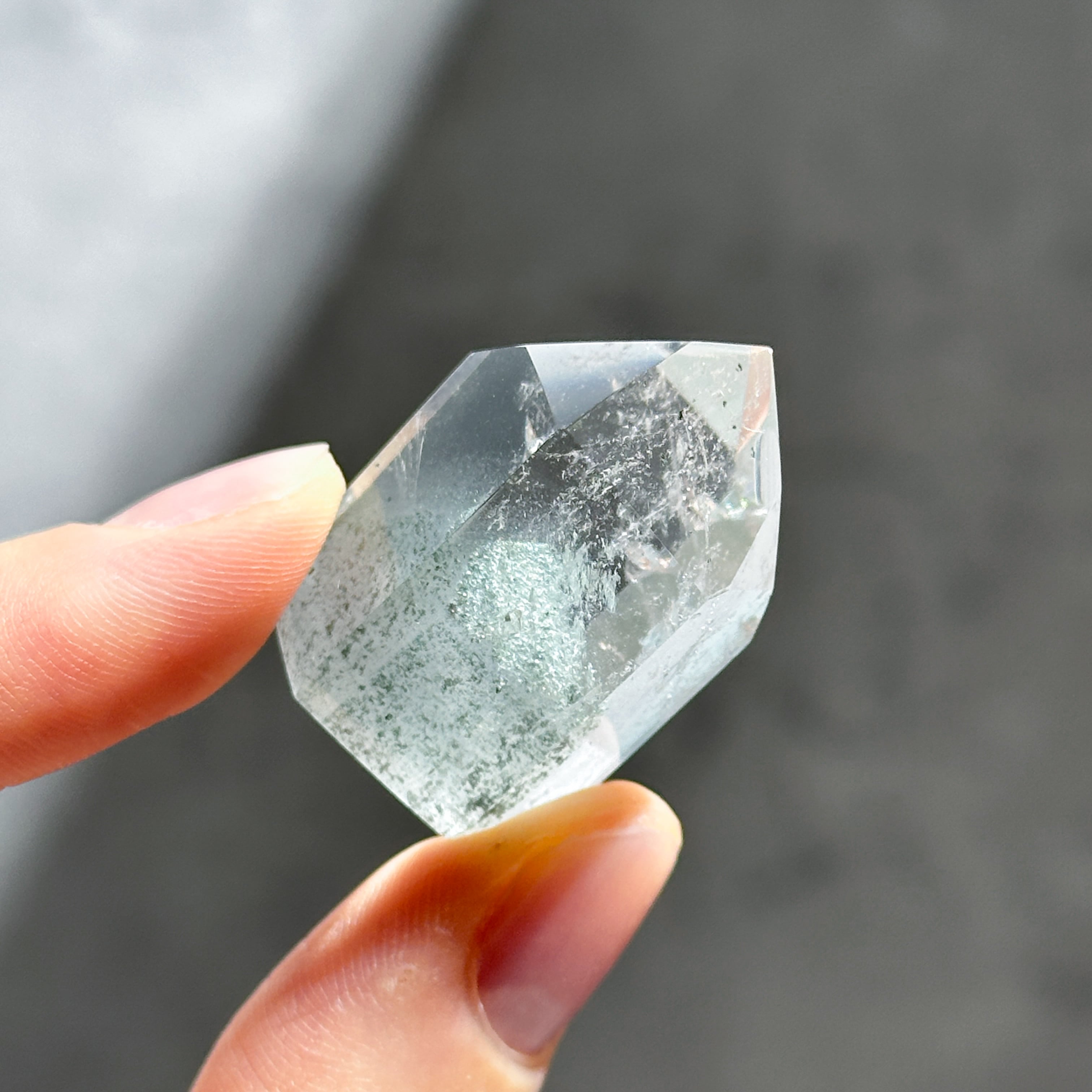 グリーンファントムクォーツ タワー32◇ Green Phantom Quartz◇天然石