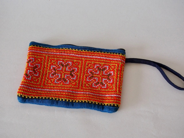 VIETNAM - FROWER HMONG EMBROIDERY POUCH / ORANGE