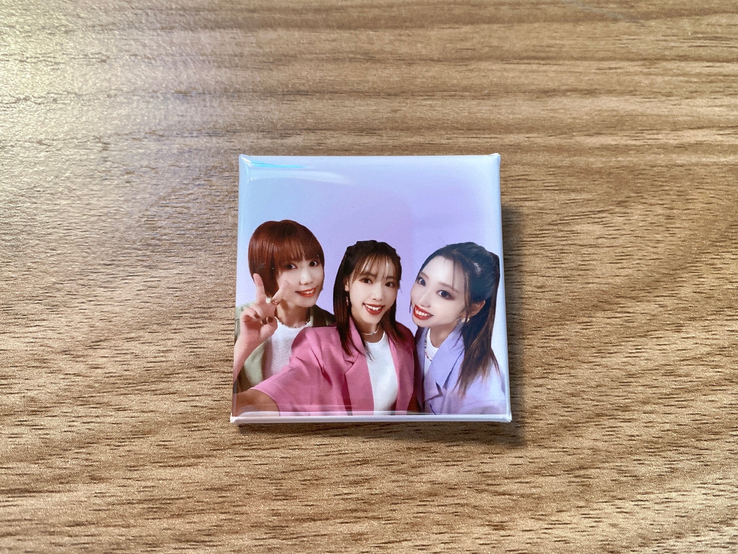 スクエア缶バッジ 第1弾 | SANSHIMAI STORE
