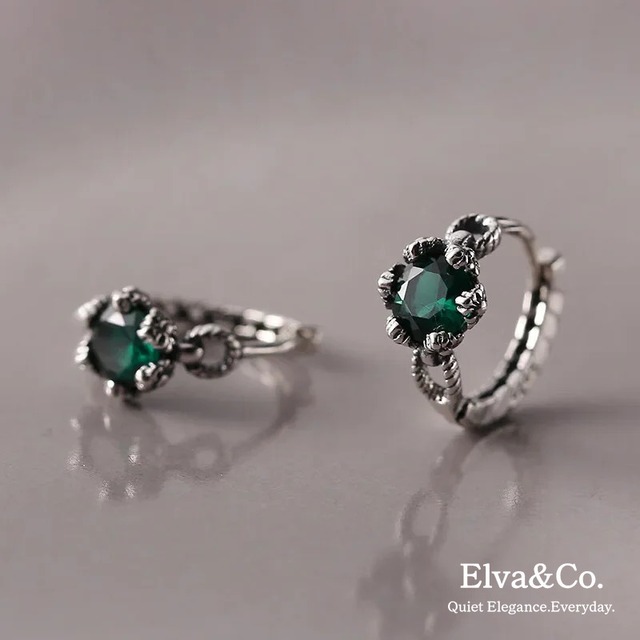 Emerald Knot Pierce（エメラルドノットピアス）