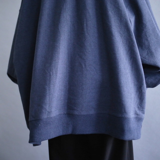 "Champion" gray-blue XXL over silhouette sweat parka