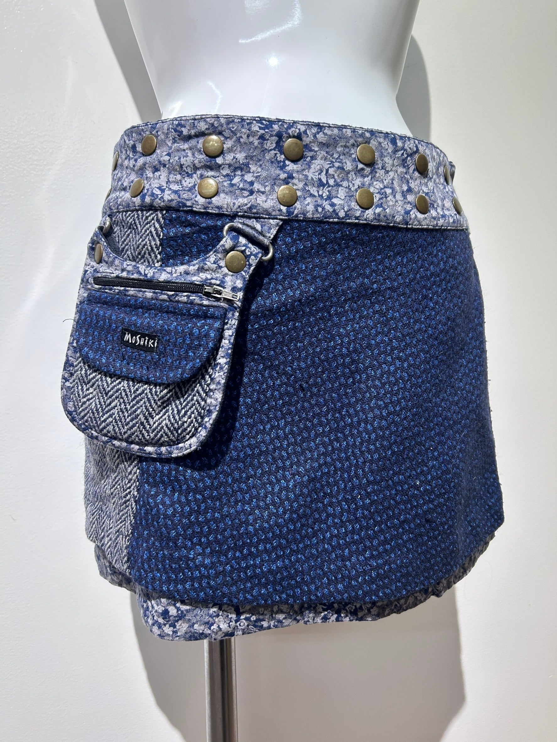 Reversible wrap skirt