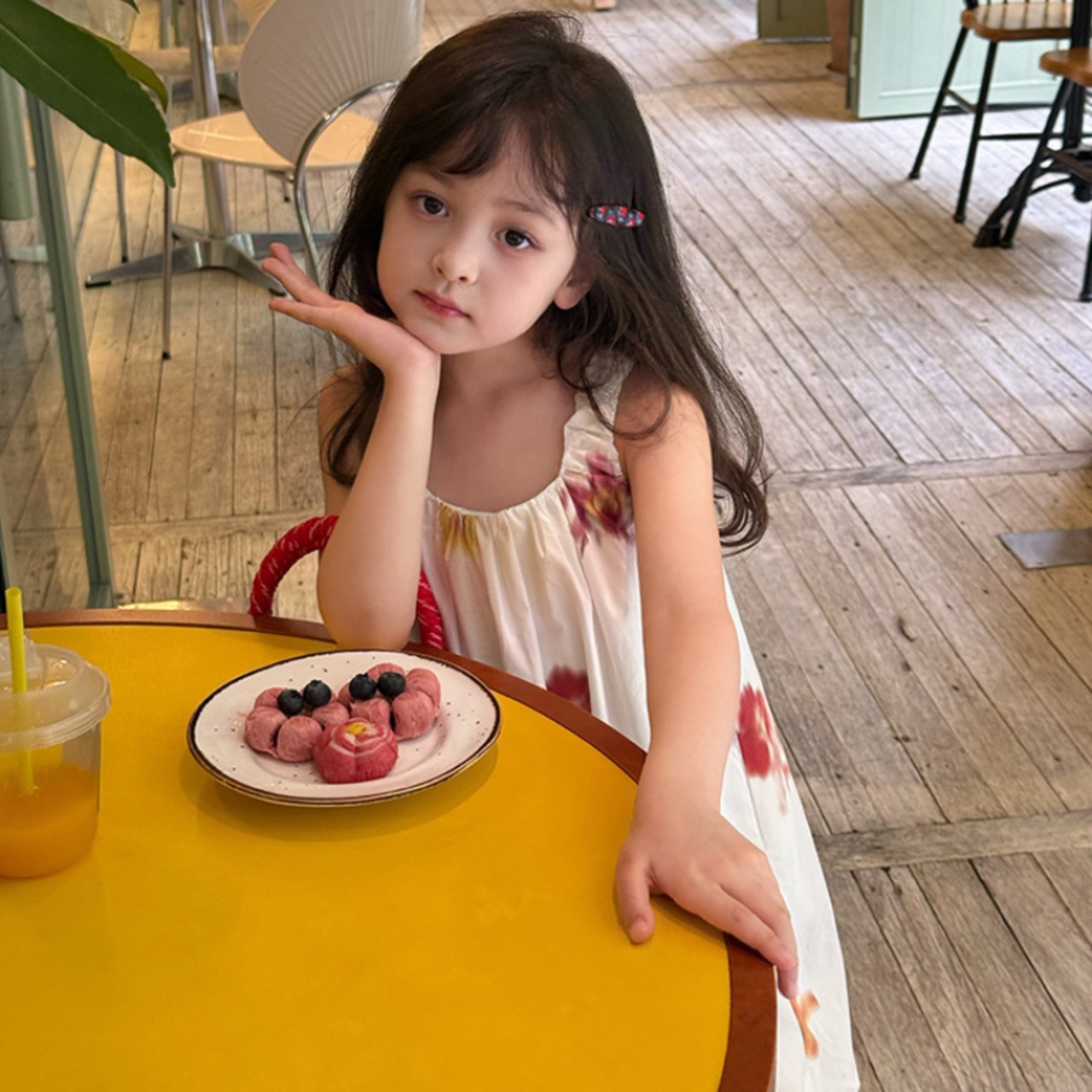 夏フラワープリントワンピース