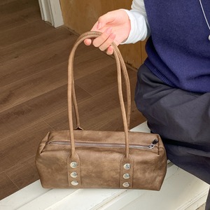 studded tote bag　J00272