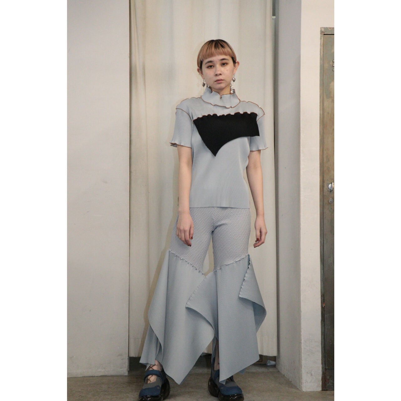 kotohayokozawa Short sleeve top High neck type (GRAY) TD23S-P04