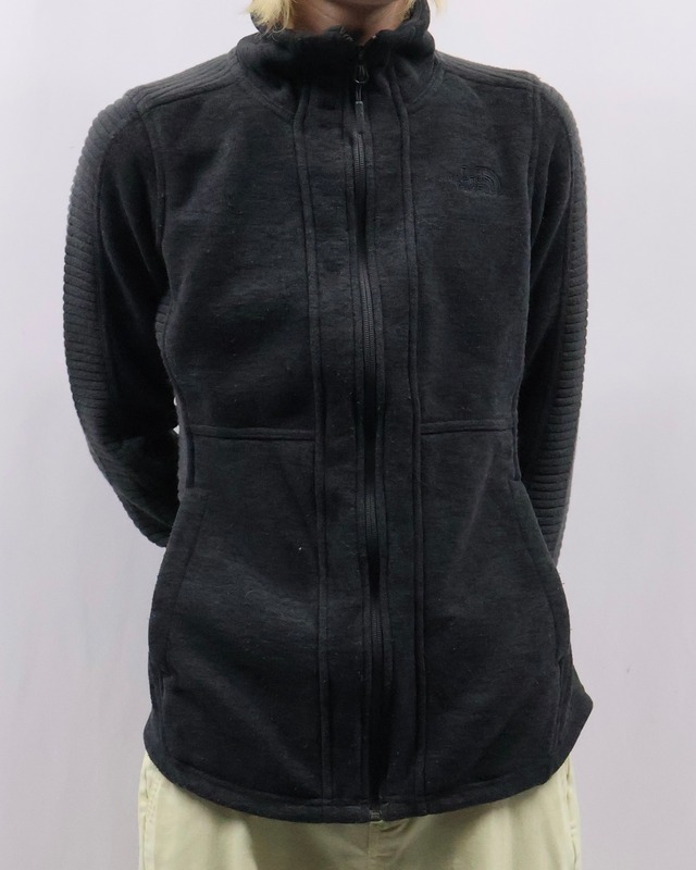 "THE NORTH FACE" pattern fleece jacket