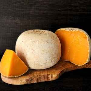 フランス産 グラスフェッド ミモレット 18ヶ月熟成 切りたて 300g French Grass-Fed Mimolette 18 Months Aged 300g | Freshly Cut Hard Cheese