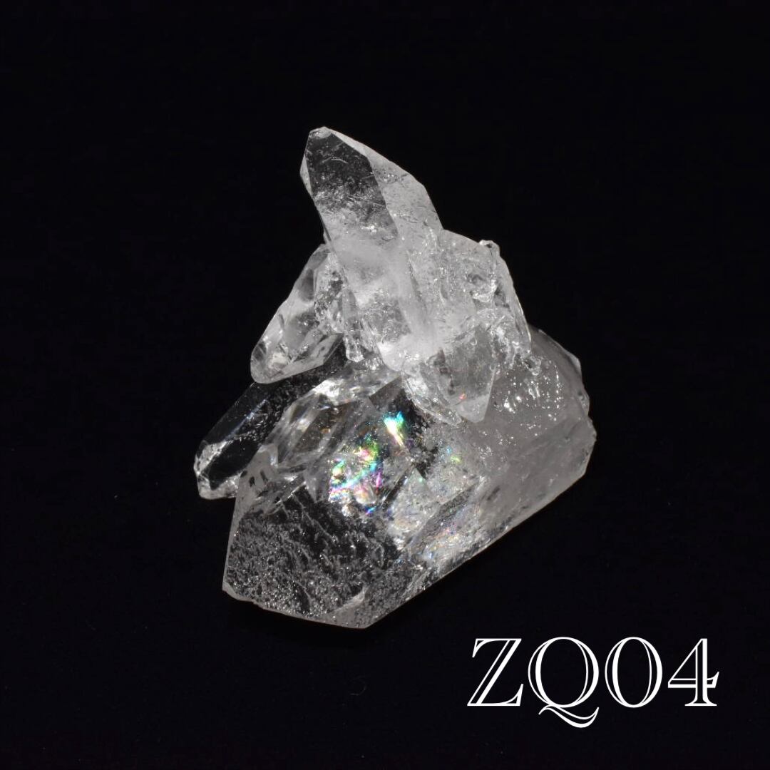 高品質!虹入り水晶クラスター(ゼッカクリスタル)ブラジル ゼッカ・デ・ソウザ産 ZQ04