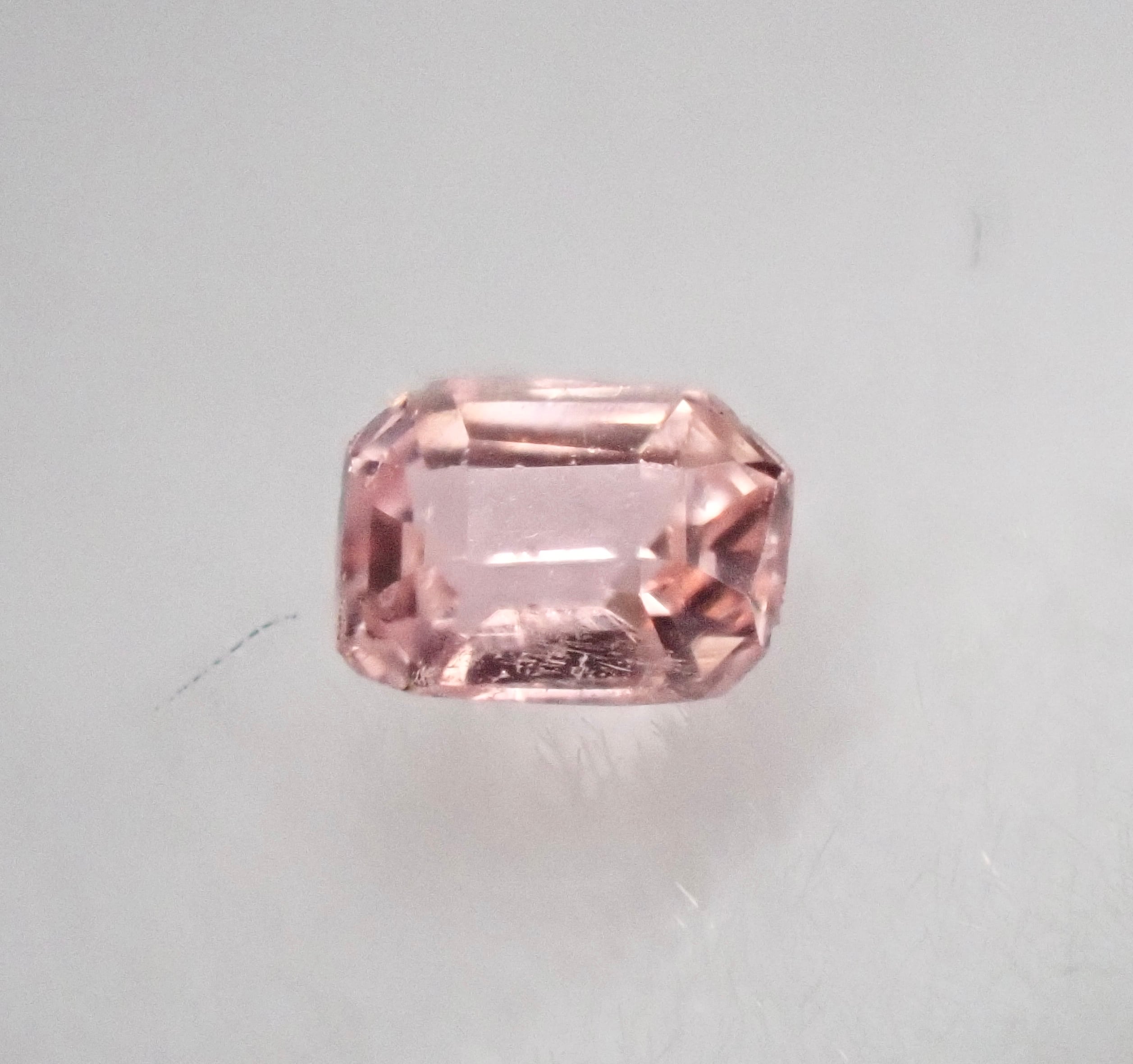 オーケン石 オケナイト（Okenite)直径約13mm コレクションケース付