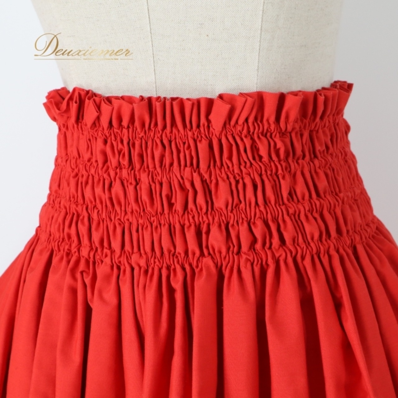 フラダンス 衣装 パウスカート レッド系 モンステラ柄 ハワイアンプリント アロハ フラ ダンス レッスン 練習 日本製 華やか 鮮やか かわいい おしゃれ シングル スカート フレア オレンジ系 ブラック系 赤 橙 黒 レディス フラダンス衣装 かわいいスカート ハワイアンコーデ リゾートファッション お洒落 ハワイアンテイスト