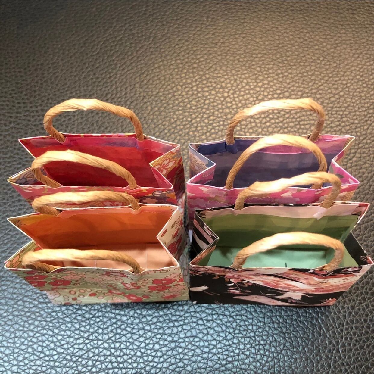 ミニ紙袋 マチ・持ち手付 和柄 和風柄 着物柄 10枚 | ハンドメイド