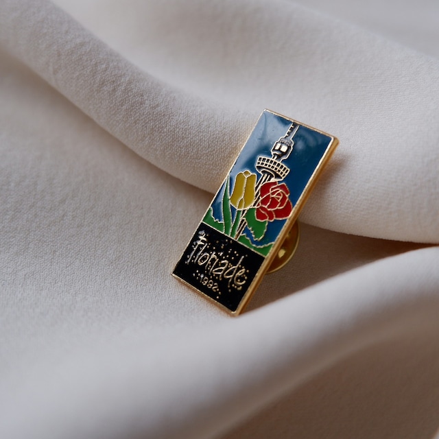 Poloのビジューピンバッチ (azul-39) Poloのビジューピンバッチ (azul-39)