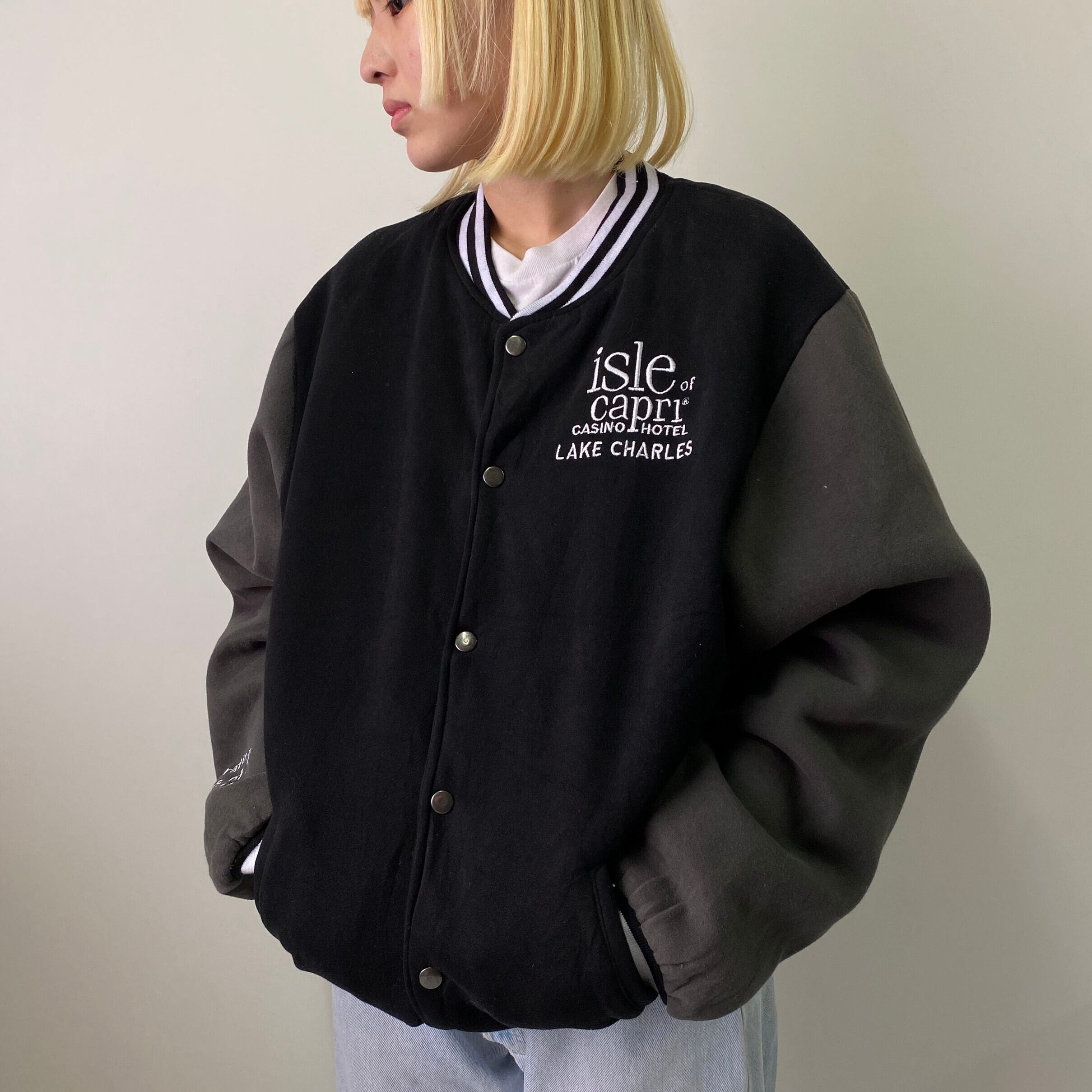 Isle Of Capri Casino ホテル 企業ロゴ刺 中綿キルティングライナー 袖切替 スウェット スタジャン メンズxl相当 古着 ブラック グレー コットンジャケット ブルゾン Cave 古着屋 公式 古着通販サイト