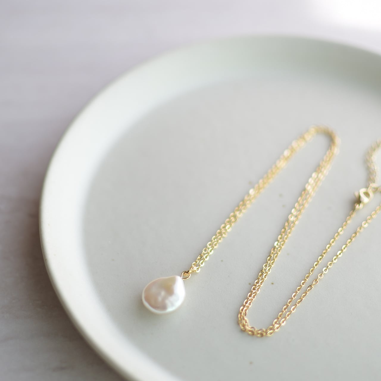 とろみのある艶と色 大粒 バロック 淡水パール ペンダント / 50cm