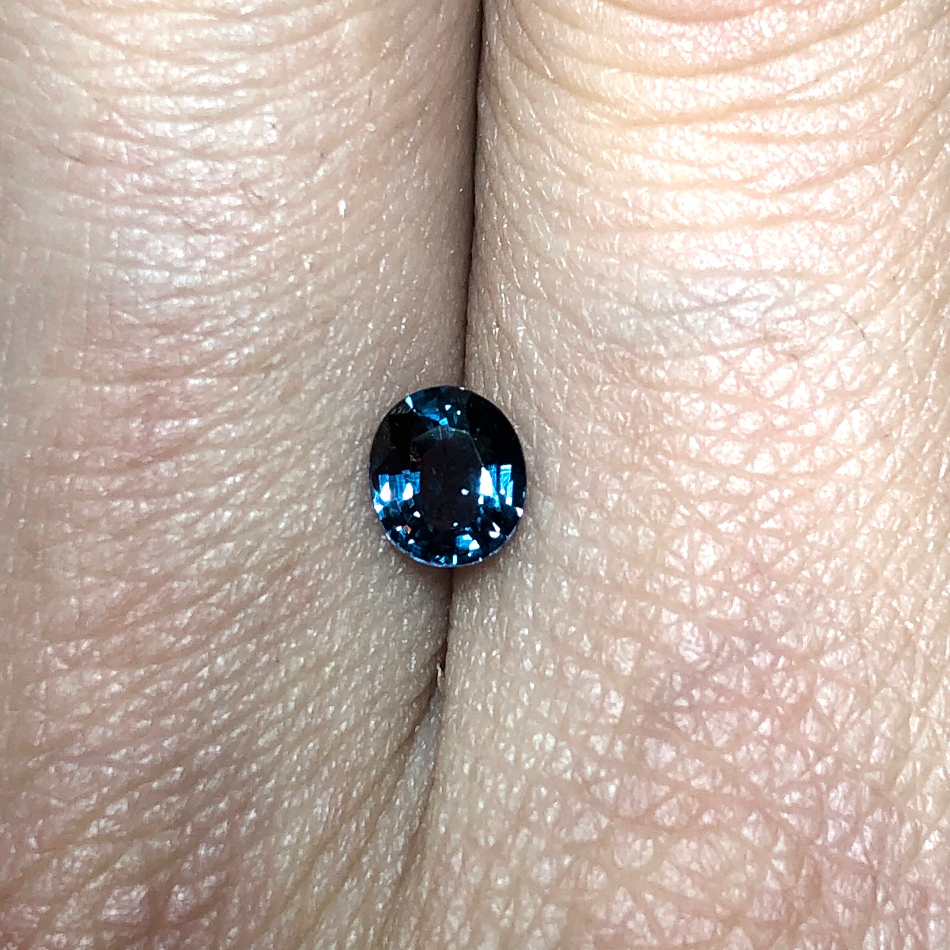 カラーチェンジガーネット 1.2ct ルース｜ファッション