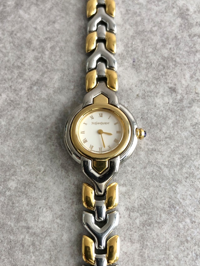 Yves Saint Laurent イヴ・サンローラン 腕時計 シルバー×ゴールド ローマ文字 ステンレススチール クウォーツ 5420-F45278 46jnbp