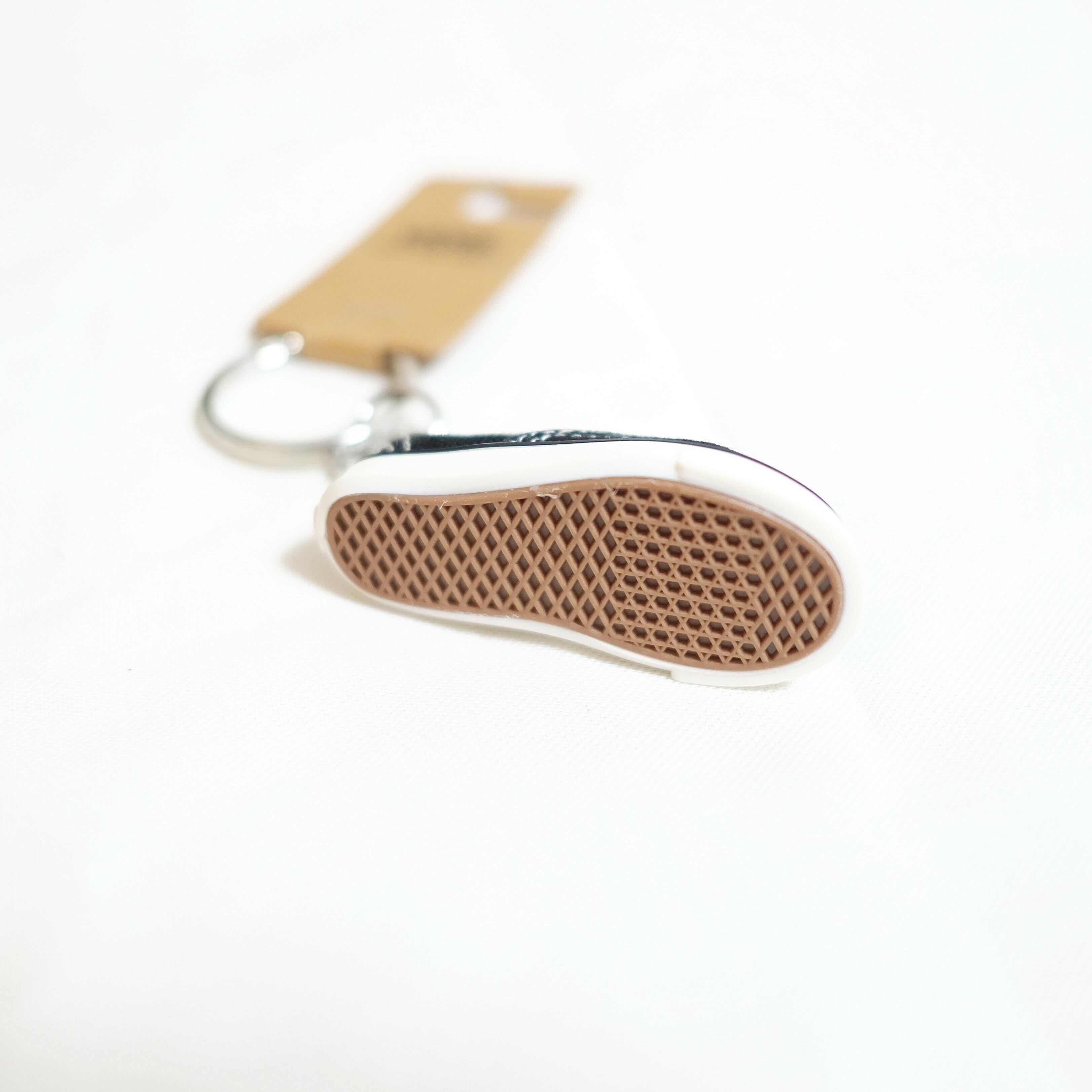 VANS AUTHENTIC KEYRING BLACK | GOOD DAY STORE